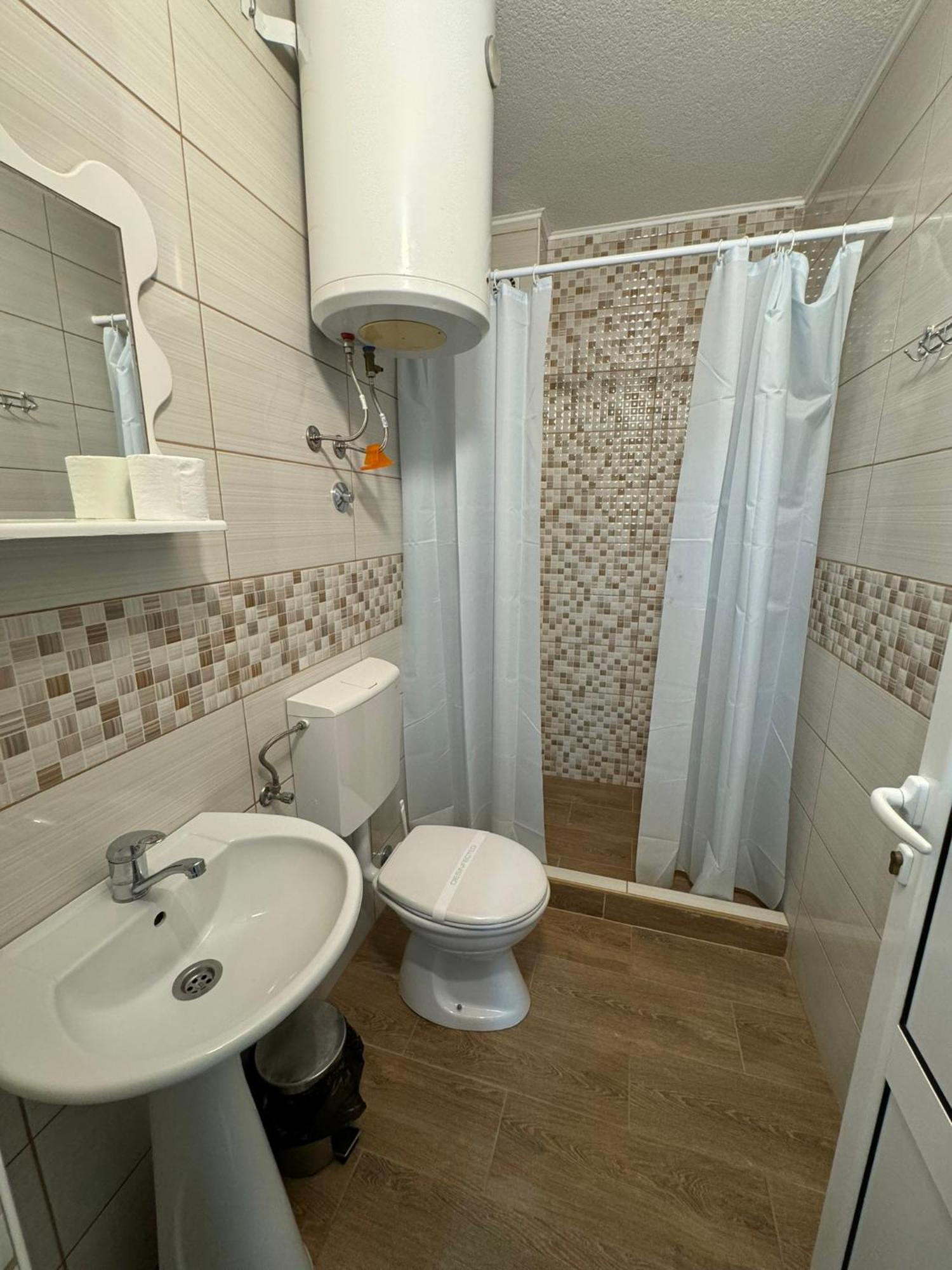 Berin Apartments Ulcinj Bagian luar foto