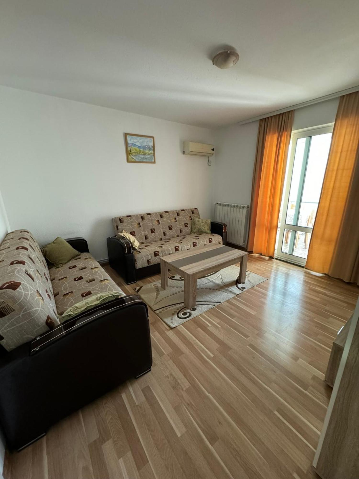 Berin Apartments Ulcinj Bagian luar foto