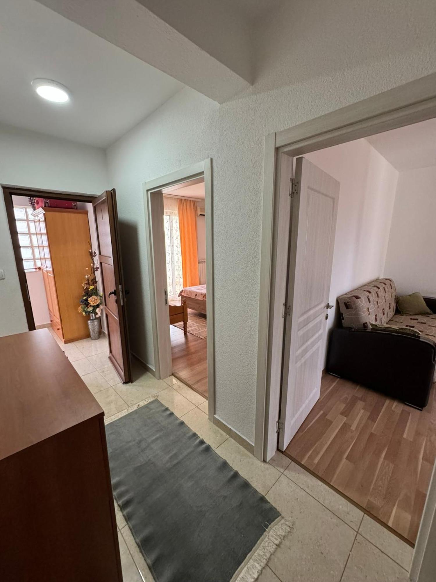 Berin Apartments Ulcinj Bagian luar foto