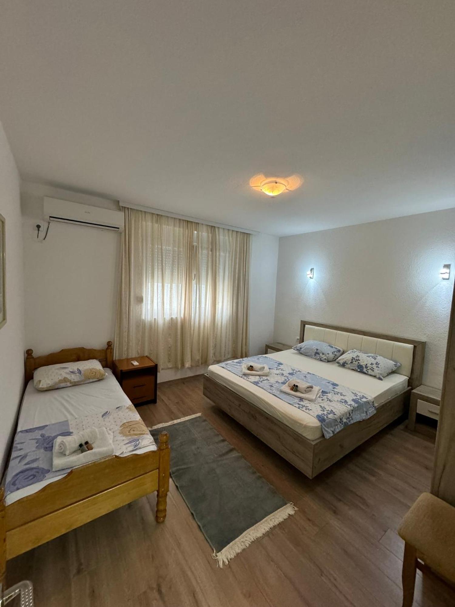 Berin Apartments Ulcinj Bagian luar foto